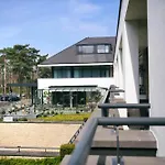 Отель Der Valk Op De Veluwe
