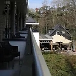 Отель Der Valk Op De Veluwe