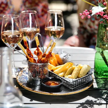 Der Valk فندق 4*