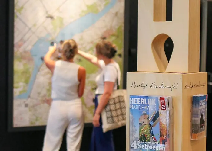 Der Valk Op De Veluwe 4* ハルデルウェイク