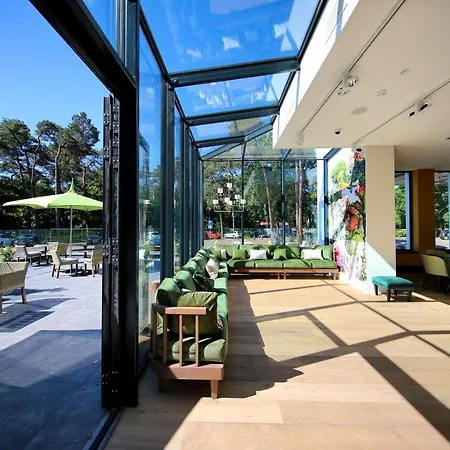 Der Valk Op De Veluwe Hotel 4*